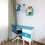 Apartment Pentha - Stylish And Spacious 2-bedroom Near Coresi Mall Brasov
