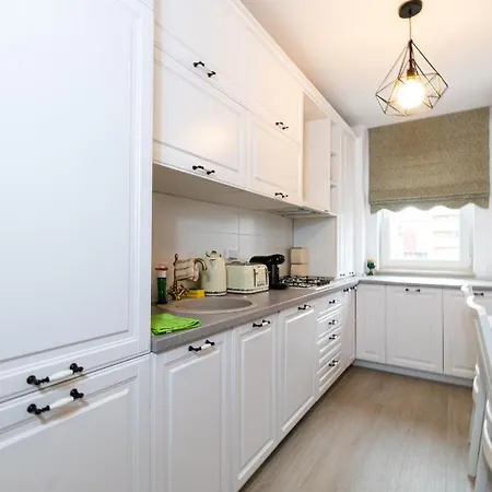 Апартаменты Pentha - Stylish And Spacious 2-bedroom Near Coresi Mall