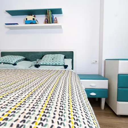 Pentha - Stylish And Spacious 2-bedroom Near Coresi Mall * Braşov